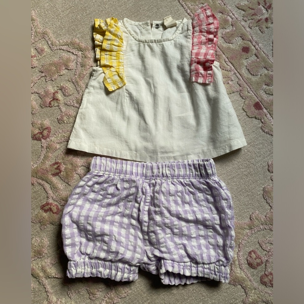 Tucker and Tate baby girls short set. 6 months.